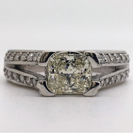 1.85 Carat Radiant-Cut Diamond Engagement Ring in 18k White Gold